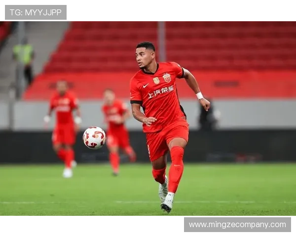 海港4-1战胜河南暂时登顶 维塔尔两传一射梅伦多首球闪耀全场